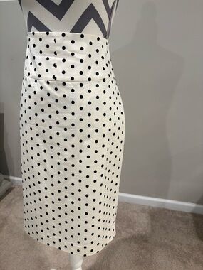 Express White Pencil Skirt with Black Polka Dots
